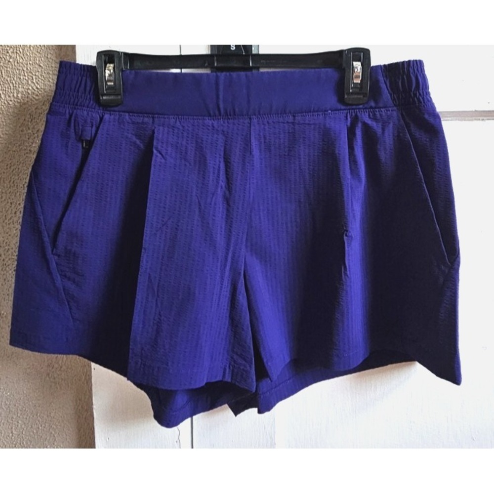 ATHLETA textured Brooklyn sport woman sz 12 purple‎ blue light weight shorts